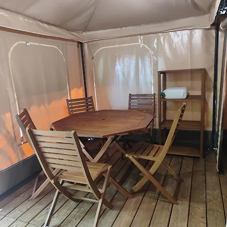 Porte Des Alpilles By M.a Destination Glamping Lüks kamp alanı *