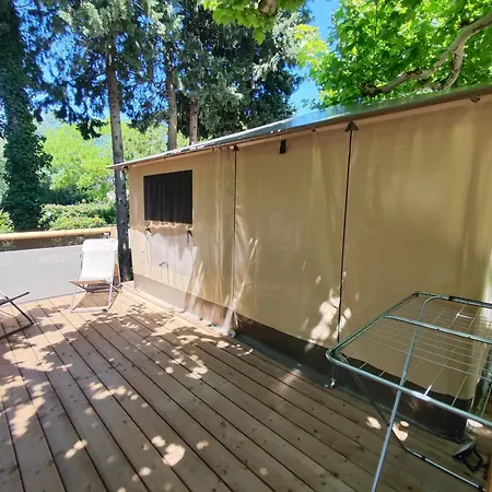 Porte Des Alpilles By M.a Destination Glamping Lüks kamp alanı